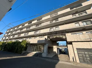 ロイヤル末広【3階】の外観
