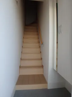 プログレス【1階】の玄関