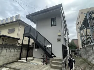 アルカディア【1階】の外観