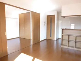 パレット C【2階】の居間