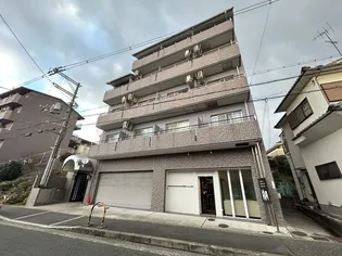 アーバンドゥコンゴー【5階】の外観