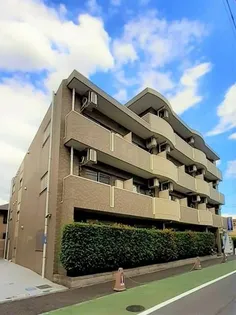 アヴニールの画像