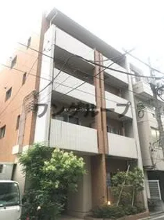 メゾン コルニス【1階】の外観