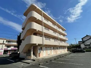 マンションモンマルトル【4階】の外観