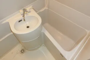 ノースヴィレッジ【2階】の風呂