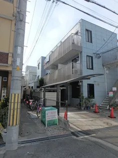 ピルツェKM【3階】の外観