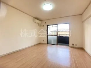 おの万第六ビル【2階】の内装