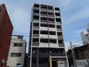 ジュネス トラント【1階】の外観