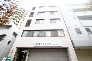 広島県広島市南区出汐1【マンション】の外観