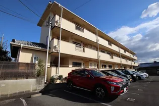 リバーサイドマンション【1階】の外観