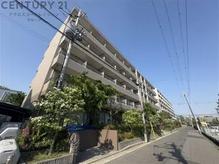 レジェンダリー武庫川【4階】の外観