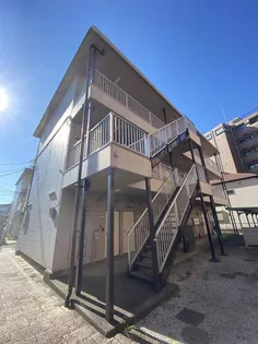 シャトル井上【1階】の外観