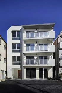 ヴェルティゴ喜多見【4階】の外観