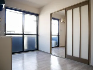 サンハイム上福原 A【1階】の内装