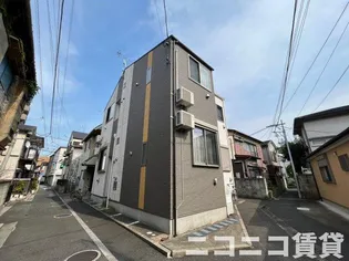 東京都足立区足立4【アパート】の外観