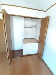 フォーエバーサニー【2階】の内装