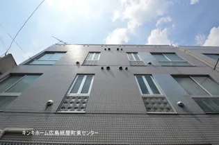 広島県広島市中区西平塚町【マンション】の外観