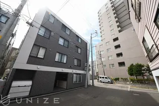 北海道札幌市豊平区平岸三条4【マンション】の外観