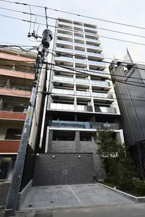 シーズンフラッツ代々木【2階】の外観