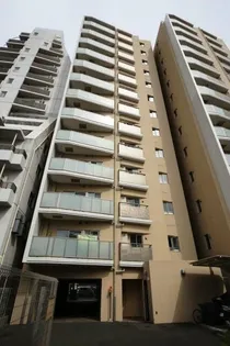 グランスイート四谷プレシア【8階】の外観