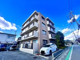 アベニール【4階】の外観