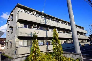 ヴィルドミール中今泉【3階】の外観