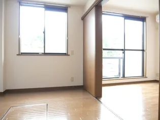 シャン・ド・フルール【1階】のその他画像