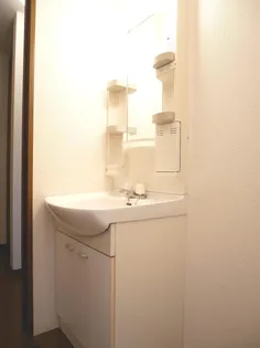 シャン・ド・フルール【1階】の内装