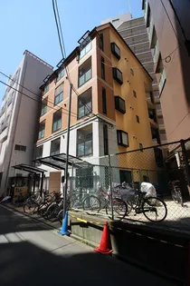 エスポワ-ル阿波座【2階】の外観