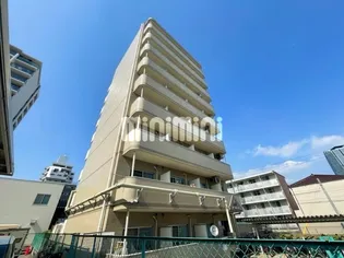グランドゥール【6階】の外観