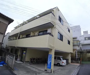 カレッジコートの画像