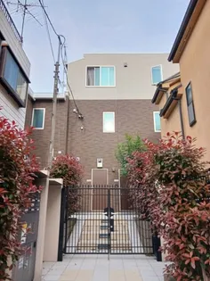 ウェルスクエア高円寺南【1階】の外観