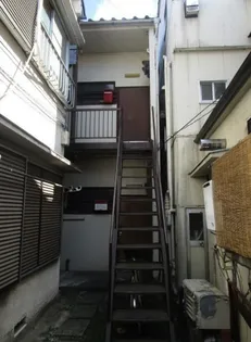 東京都中野区中央3【アパート】の外観