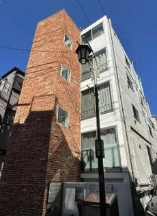 MURO YUTENJI ムーロ祐天寺【2階】の外観