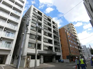 ランピード【5階】の外観