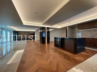 PrestigeResidence白金長者丸【3階】の居間