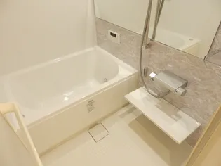 サリオス段原日出【2階】の風呂