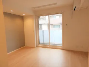 サリオス段原日出【2階】の居間