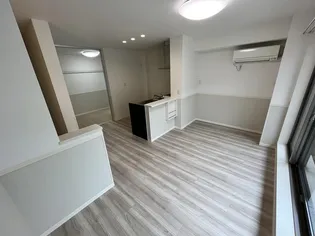 メゾン・ド・ブランの居間