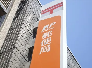 メゾン・ド・ブランの周辺