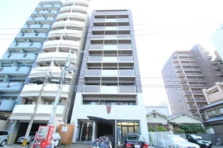 広島県広島市中区西白島町【マンション】の外観