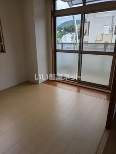 ルネス住吉【7階】の居間