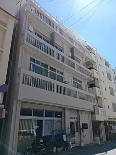 栄行アパート【4階】の外観