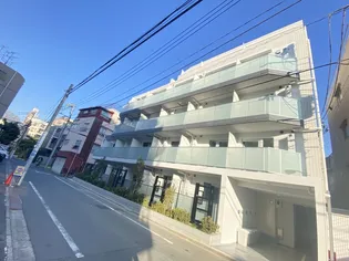 ハーモニーレジデンス東新宿【3階】の外観