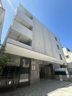 東京都新宿区弁天町【マンション】の外観
