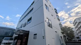 ゴールドクレスト【3階】の外観