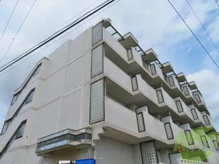 ラ・パルフェ・ド・国見【2階】の外観