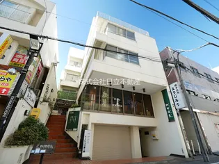 ファミールつつじヶ丘【4階】の外観