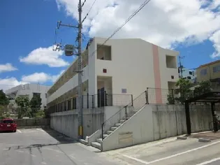 レオパレスかりゆし【1階】の外観