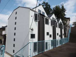 プライムテラス生田【1階】の外観